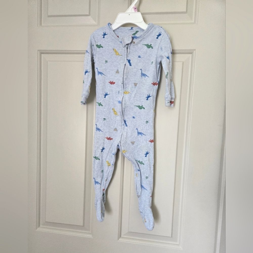 2/$15 Gap Organic Sleeper Soze 12-18 M